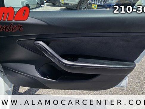 Used 2018 Tesla Model 3 Long Range AWD/4WD image 18