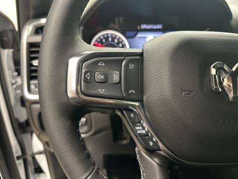 Used 2026 RAM 1500 Laramie w/ Sport Appearance Package AWD/4WD image 19