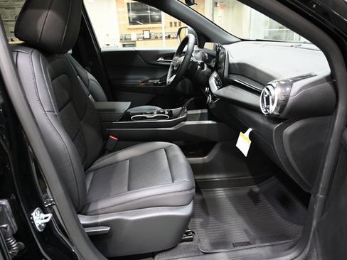 New 2026 Chevrolet Equinox LT w/ Convenience Package II image 10
