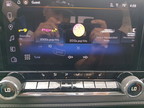 New 2026 Chevrolet Colorado LT w/ LT Convenience Package AWD/4WD image 36