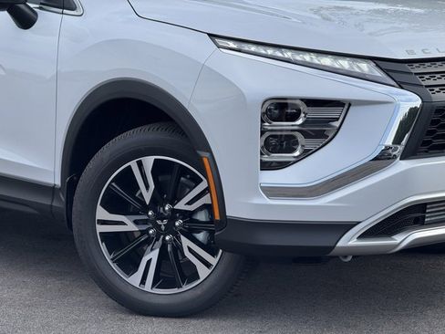 New 2025 Mitsubishi Eclipse Cross AWD image 2