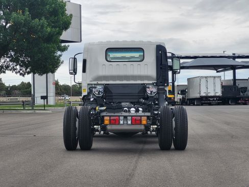New 2026 Isuzu NPR RWD image 6
