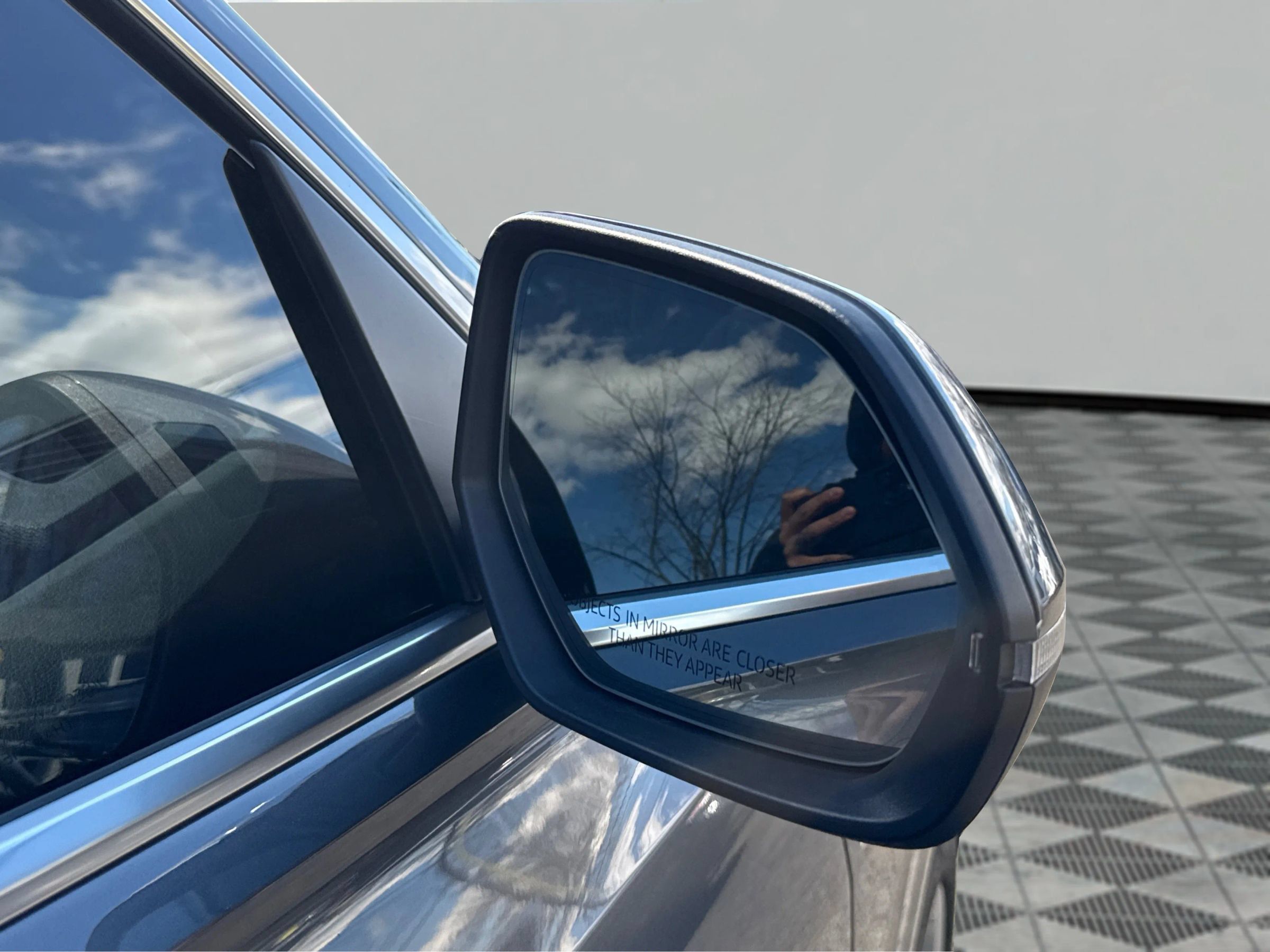 Used 2019 Audi Q8 Premium Plus AWD/4WD image 28