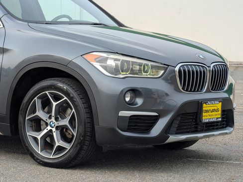 Used 2017 BMW X1 xDrive28i image 2