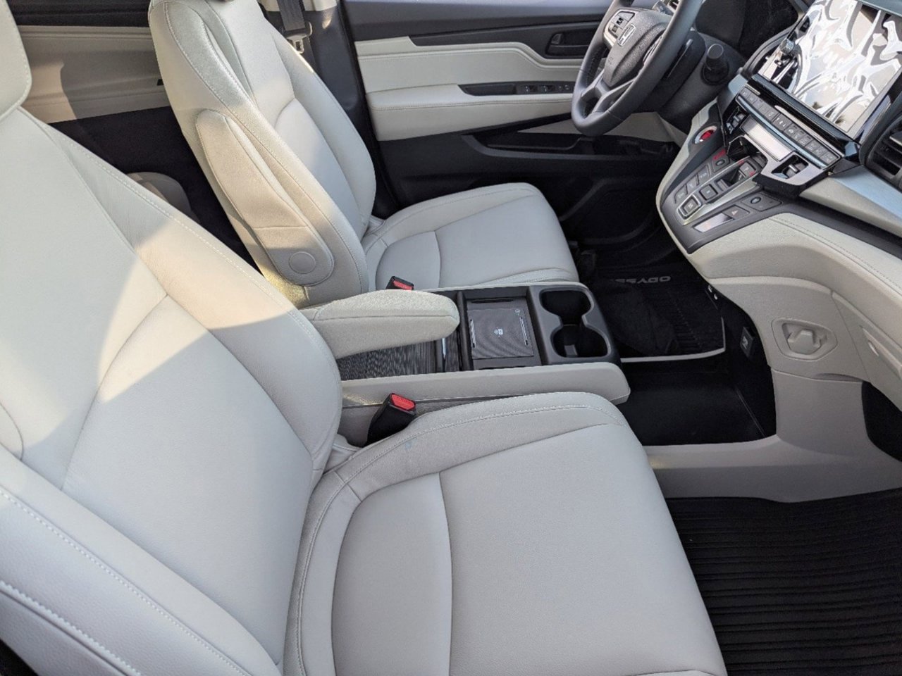 New 2027 Honda Odyssey EX-L image 7