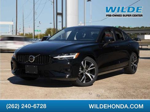 Used 2024 Volvo S60 B5 Core AWD/4WD image 1