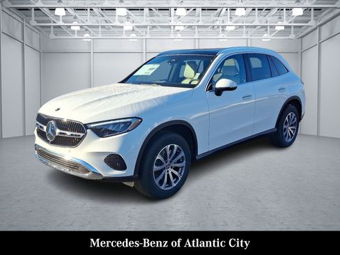 New 2026 Mercedes-Benz GLC 300 4MATIC image 2