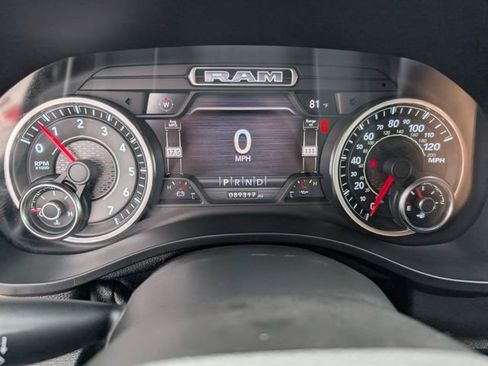Used 2021 RAM 1500 Big Horn AWD/4WD image 14