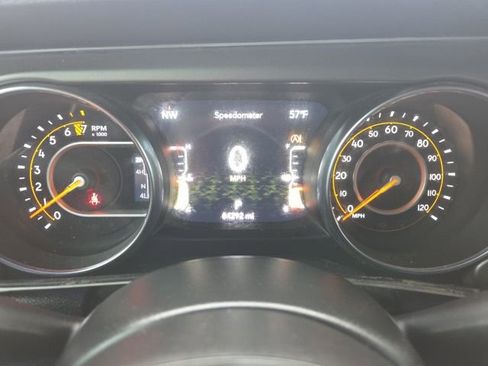 Used 2021 Jeep Gladiator Willys image 34