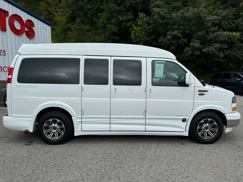 Used 2019 GMC Savana 2500 w/ Enhanced Convenience Package RWD image 8