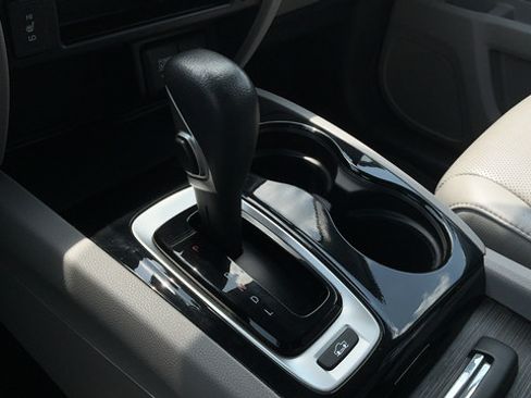 Used 2019 Honda Ridgeline RTL-E image 18