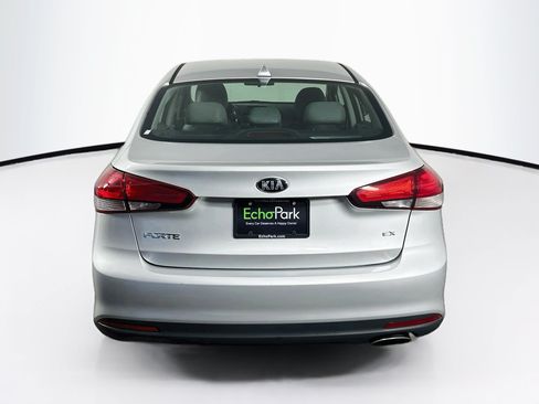 Used 2017 Kia Forte EX FWD image 7
