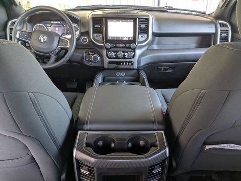 New 2026 RAM 1500 Express AWD/4WD image 26