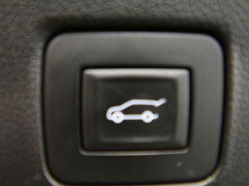 Used 2024 Chevrolet TrailBlazer ACTIV w/ Convenience Package AWD/4WD image 22