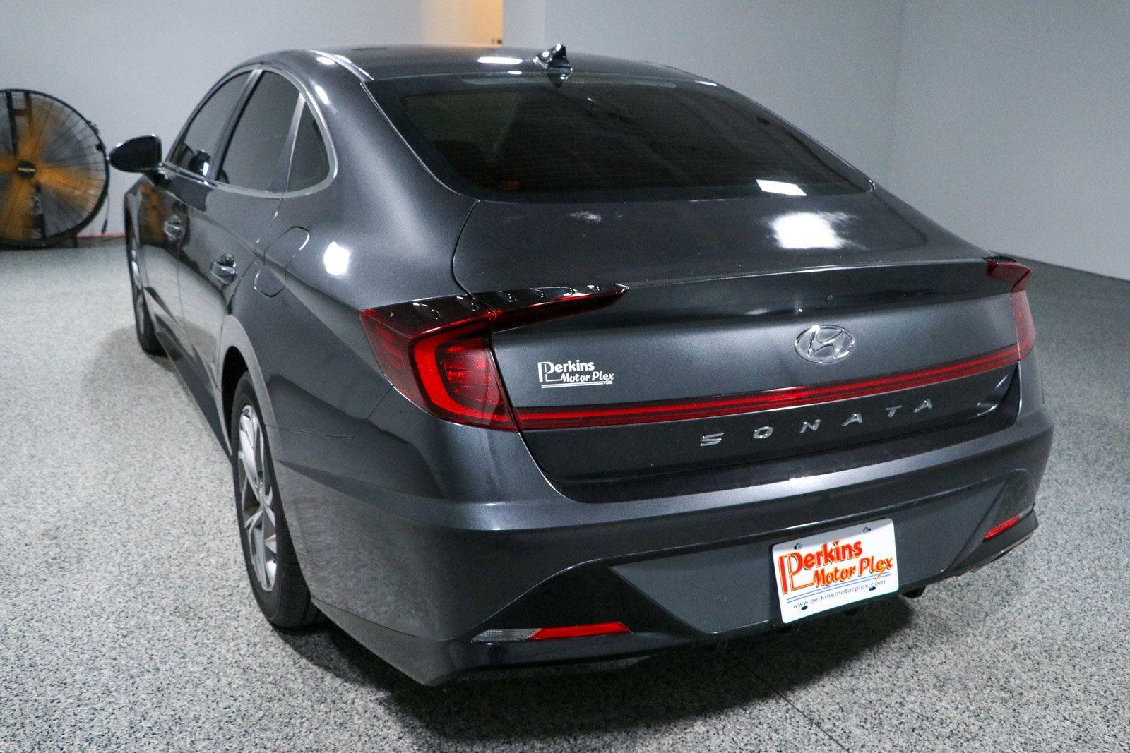 Used 2022 Hyundai Sonata SEL w/ Cargo Package FWD image 9