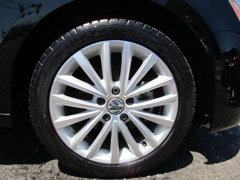 Used 2014 Volkswagen Jetta SEL FWD image 13