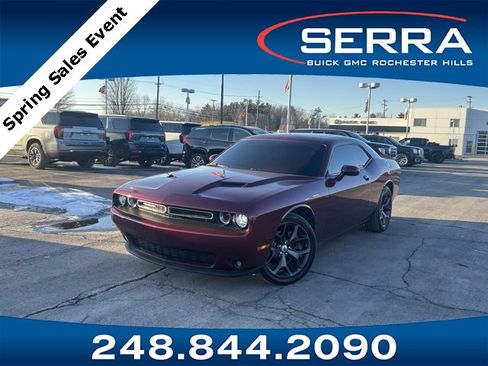Used 2018 Dodge Challenger SXT Plus image 1