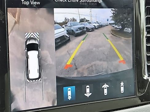 Used 2019 Chrysler Pacifica Touring-L Plus w/ Advanced Safetytec Group image 20