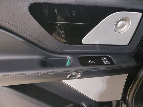 Used 2025 Lincoln Aviator Reserve w/ Equipment Group 201A image 13