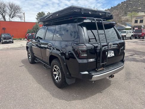 Used 2017 Toyota 4Runner TRD Off-Road Premium AWD/4WD image 6