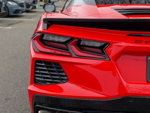 Used 2022 Chevrolet Corvette Stingray Convertible w/ 1LT image 19