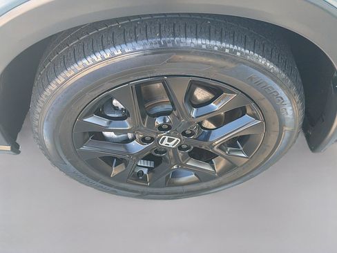 Used 2024 Honda HR-V Sport image 35