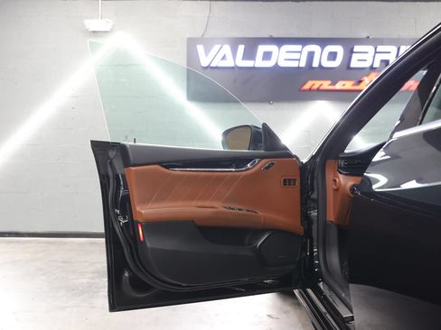 Used 2021 Maserati Quattroporte S RWD image 33