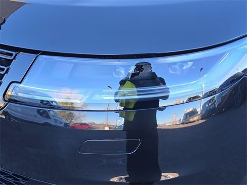 New 2026 Land Rover Range Rover Sport Dynamic SE image 18