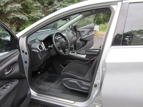 Used 2020 Nissan Murano S w/ Technology Package image 5