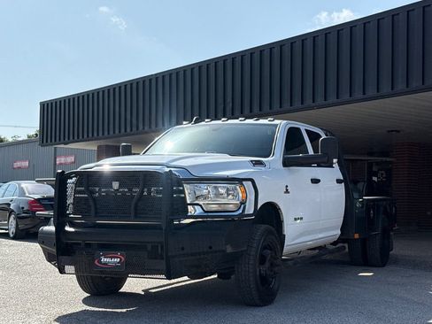 Used 2021 RAM 3500 Tradesman AWD/4WD image 3