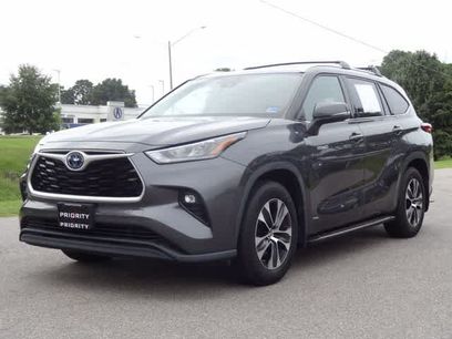 Used 2020 Toyota Highlander XLE