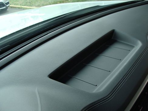 Used 2022 Volkswagen Atlas SE w/ Black Wheel Package image 34