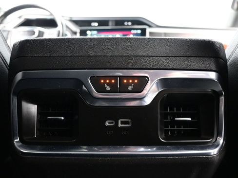 Used 2022 GMC Sierra 1500 Denali AWD/4WD image 20