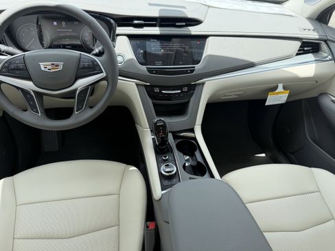 New 2026 Cadillac XT5 Premium Luxury w/ Driver Assist Package FWD image 15