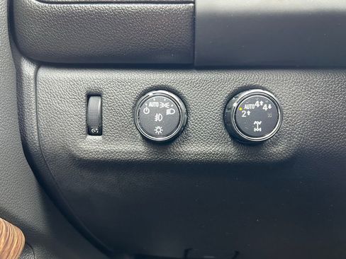 Used 2020 GMC Canyon Denali AWD/4WD image 14