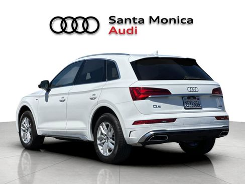 Used 2023 Audi Q5 2.0T Premium w/ Convenience Package image 6