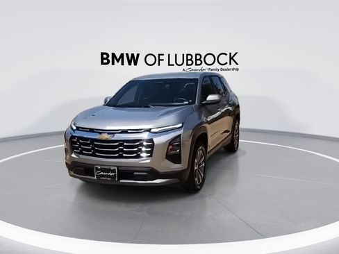 Used 2026 Chevrolet Equinox LT AWD/4WD image 4