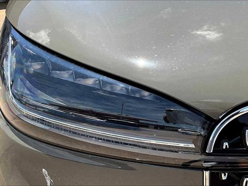 New 2025 Lincoln Aviator AWD w/ Equipment Group 101A image 13