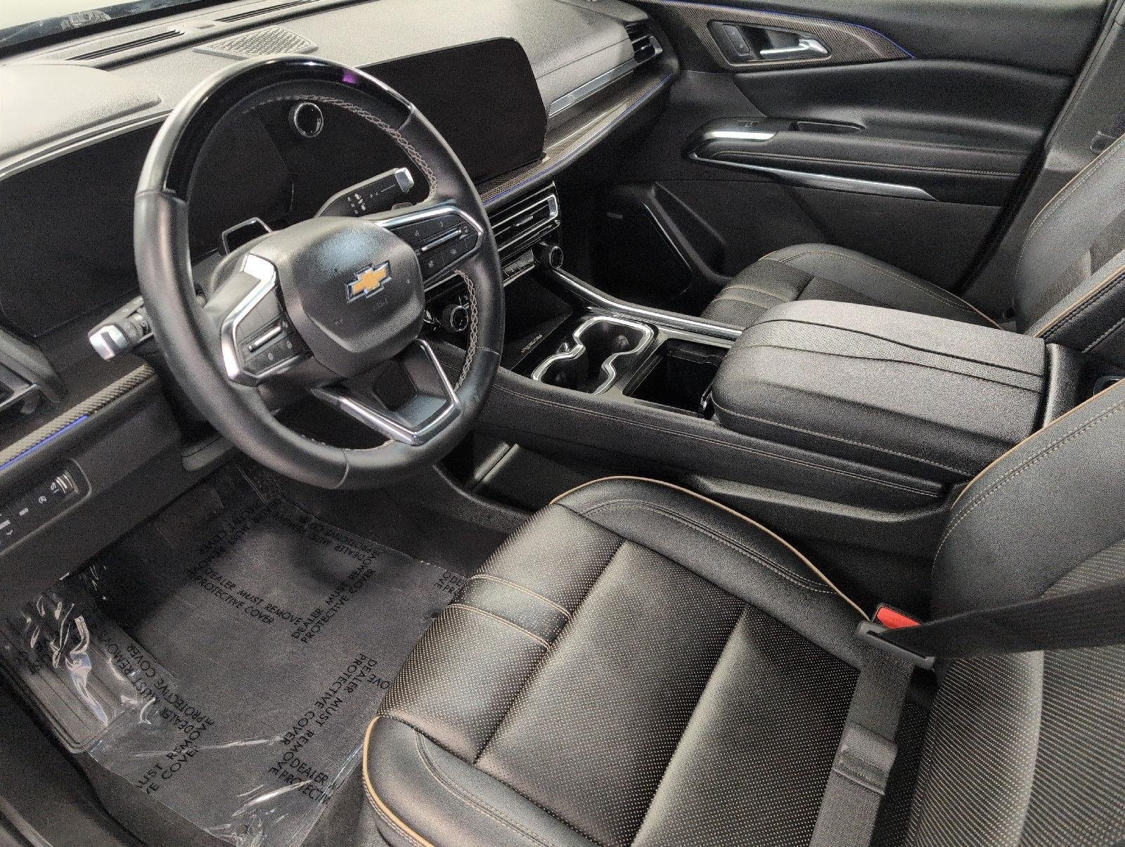 Used 2026 Chevrolet Traverse High Country w/ LPO, Floor Liner Package AWD/4WD image 7