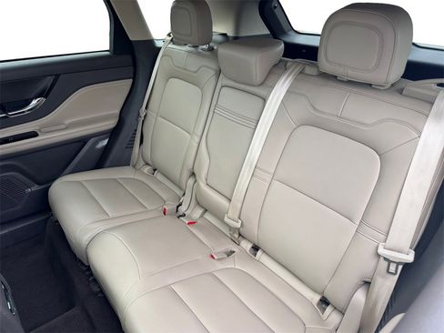 Used 2021 Lincoln Corsair FWD image 13