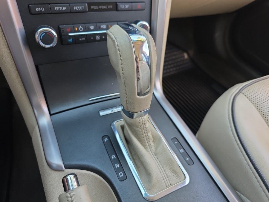 Used 2012 Lincoln MKZ FWD image 21
