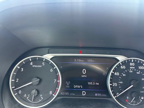 Certified 2025 Nissan Sentra SV FWD image 40