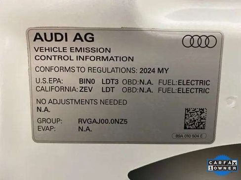 Used 2024 Audi Q4 e-tron Premium Plus image 95