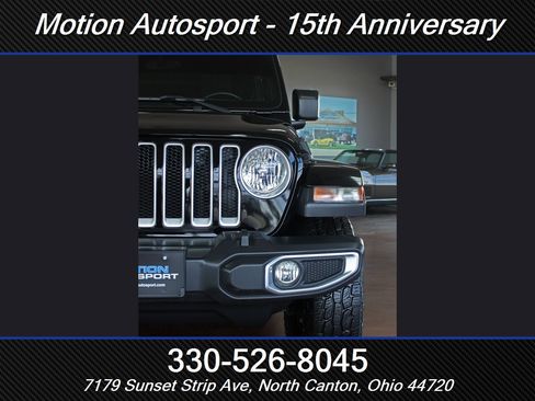 Used 2018 Jeep Wrangler Unlimited Sahara image 6
