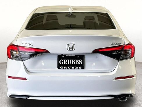 Used 2022 Honda Civic Sport image 5