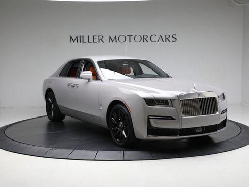 Certified 2023 Rolls-Royce Ghost w/ Ghost Package image 22