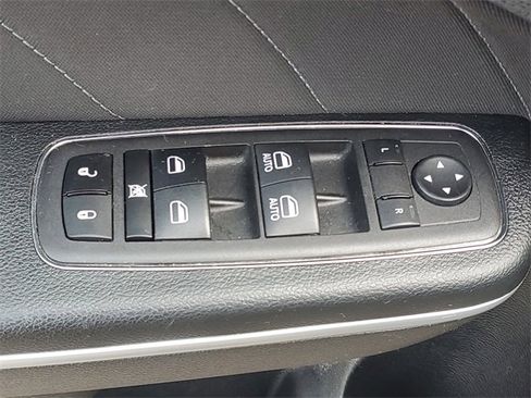 Certified 2023 Dodge Charger SXT image 15