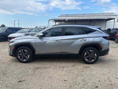 Used 2026 Hyundai Tucson SEL FWD image 2