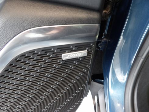 Used 2025 Buick Enclave Preferred image 9