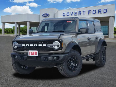 New 2026 Ford Bronco Badlands w/ Sasquatch Package AWD/4WD image 1